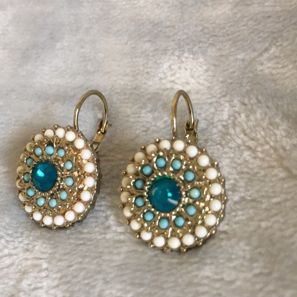 Aqua & Sand Colored Lever Back Bead Encrusted Pierced Fashion Earrings NWOT 1” - Picture 4 of 10